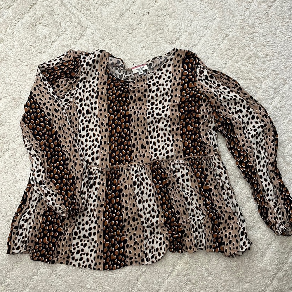 Andree by Unit 1X peplum top